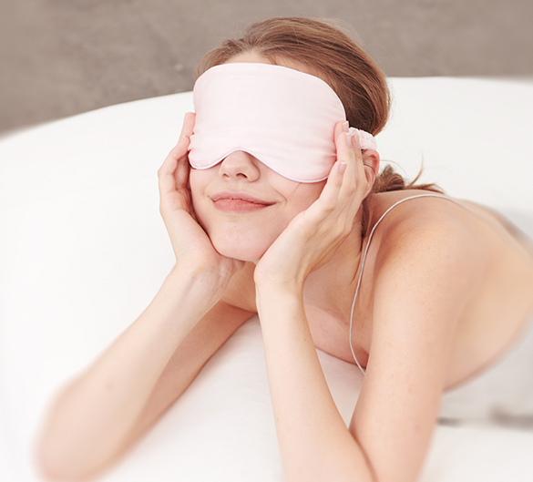 Silk eye mask